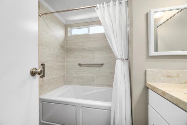 4160 Jade Street, Capitola CA: https://media.crmls.org/mediaz/82ce59f9-5cb9-4d4d-9de9-02554f18f1d0.jpg