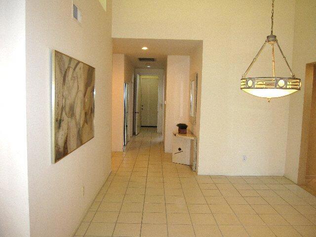 139 Lake Shore Drive, Rancho Mirage CA: https://media.crmls.org/mediaz/82d03496-109d-4b93-a0b0-bf69a5de3fe0.jpg