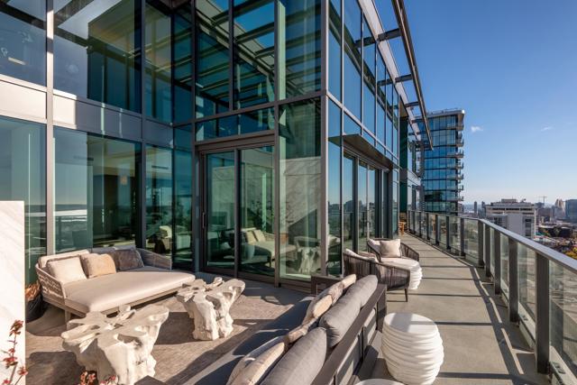 Detail Gallery Image 4 of 48 For 2855 Fifth Ave #1304,  San Diego,  CA 92103 - 3 Beds | 3/1 Baths