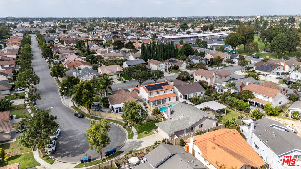 MLS #25610801 image #34