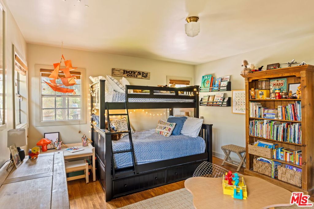 MLS #25608357 image #30