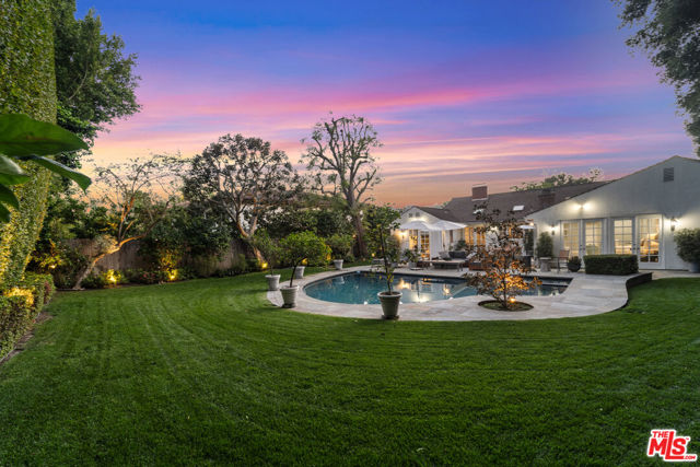 2740 N Deep Canyon Drive, Beverly Hills CA: https://media.crmls.org/mediaz/82d25466-d137-459f-8811-a1719c5f8614.jpg