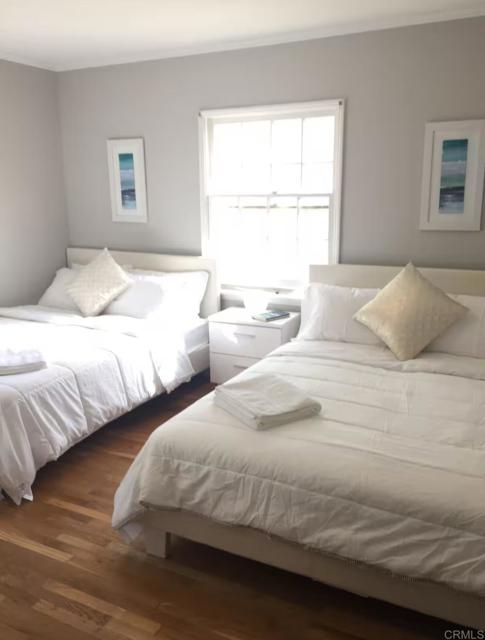 Detail Gallery Image 4 of 10 For 1704 Glendon Ave, Los Angeles,  CA 90024 - 2 Beds | 2 Baths