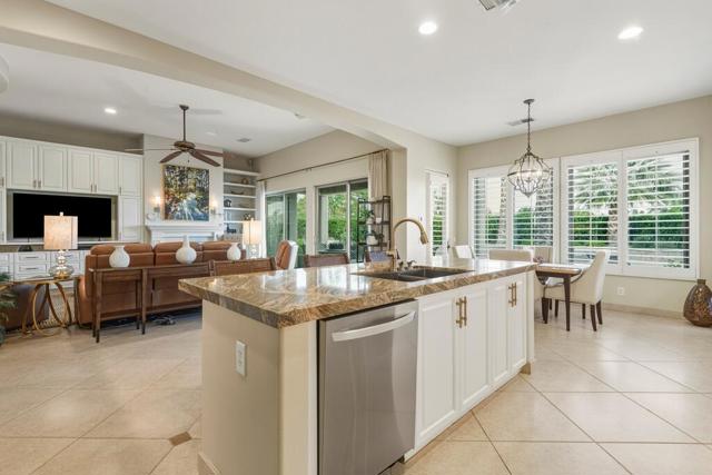 49700 Althea Court, La Quinta CA: https://media.crmls.org/mediaz/82d32e1f-5211-46d3-bf43-03a66f19b54e.jpg