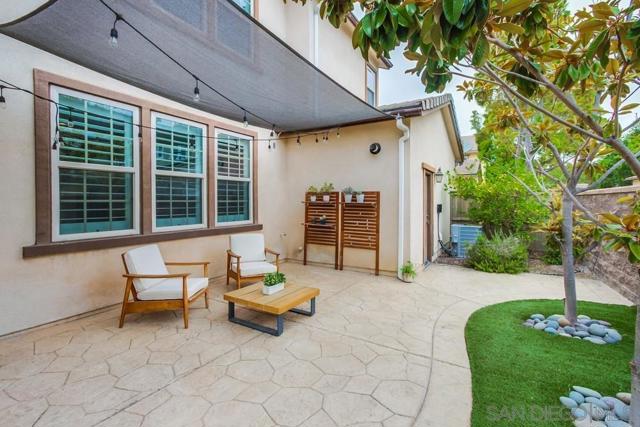15655 Paseo Montenero, San Diego CA: https://media.crmls.org/mediaz/82d3a07b-047d-41d5-9826-cb50ddbc6e65.jpg