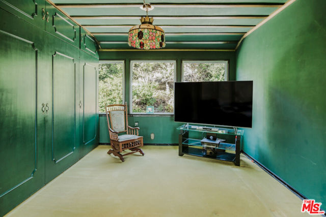 7917 Woodrow Wilson Drive, Los Angeles CA: https://media.crmls.org/mediaz/82d3b2d9-e698-485e-b9c5-0d2d12ed23bd.jpg