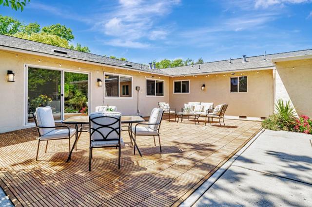 1536 Saint Helena Drive, Danville CA: https://media.crmls.org/mediaz/82d3d036-ea6b-4e03-8fcc-aa3477ea6c88.jpg