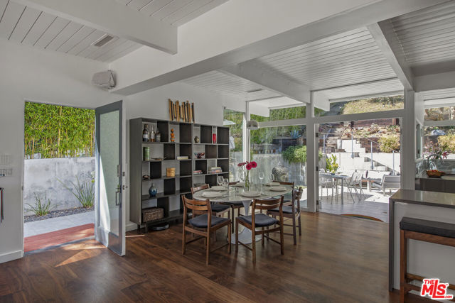 2544 Greenvalley Road, Los Angeles CA: https://media.crmls.org/mediaz/82d4d2ce-02a8-488b-b241-28f1d9c55c94.jpg
