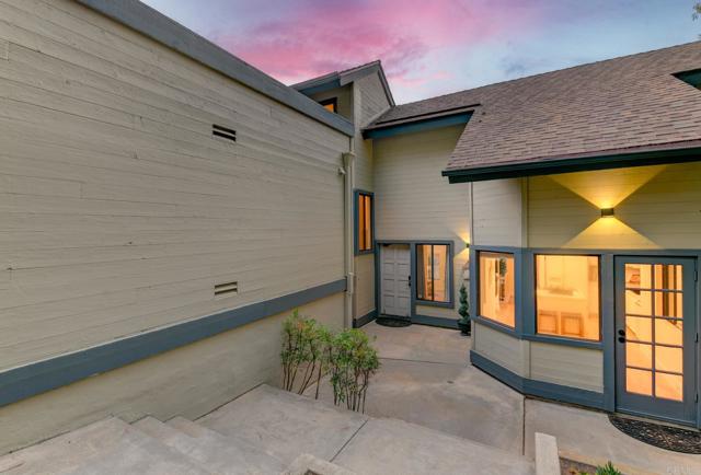 Detail Gallery Image 2 of 21 For 4631 Villas Ct, Bonita,  CA 91902 - 3 Beds | 2/1 Baths