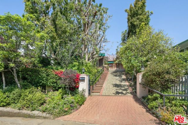 601 N Marquette Street, Pacific Palisades, CA 90272