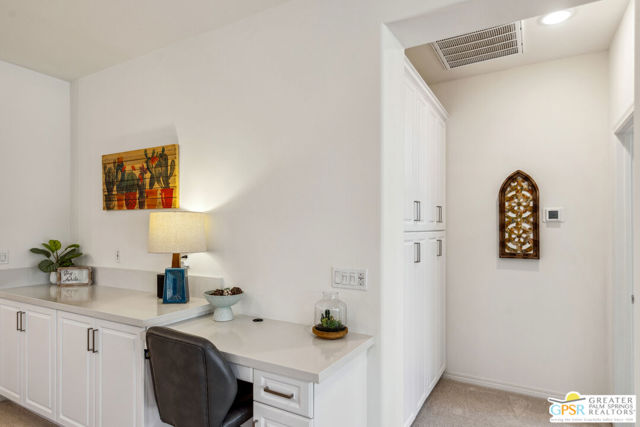 Image 13 of 43 For 85366 Giorno Court