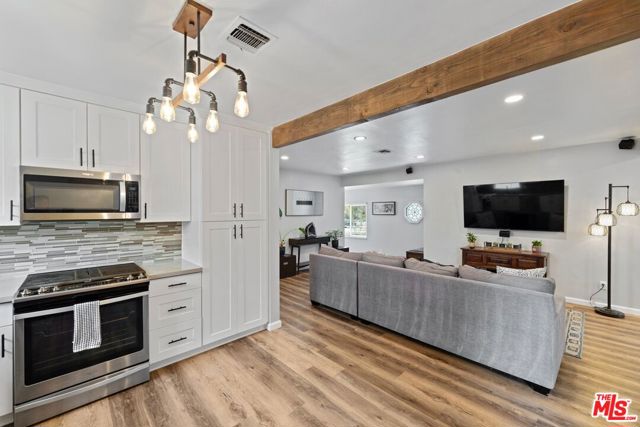 5216 Fidler Avenue, Lakewood CA: https://media.crmls.org/mediaz/82d8fe6a-bb0d-4acb-9bb4-31f5feb60928.jpg