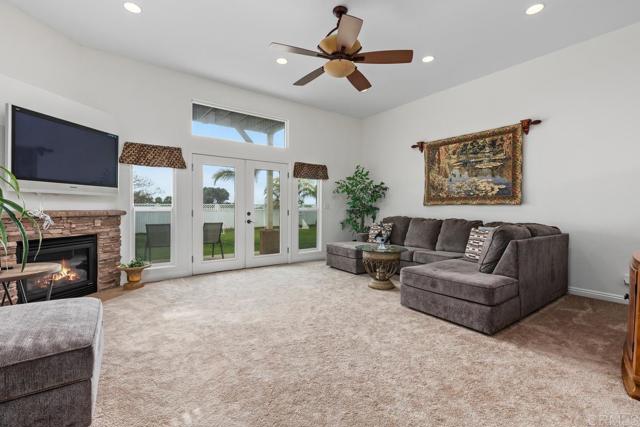 Detail Gallery Image 21 of 46 For 2725 Morning Glory Ln, Carlsbad,  CA 92008 - 3 Beds | 2 Baths