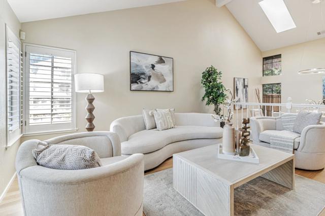 2959 Sea View Parkway, Alameda CA: https://media.crmls.org/mediaz/82da1561-a4eb-4ab7-b649-624bd09b4993.jpg