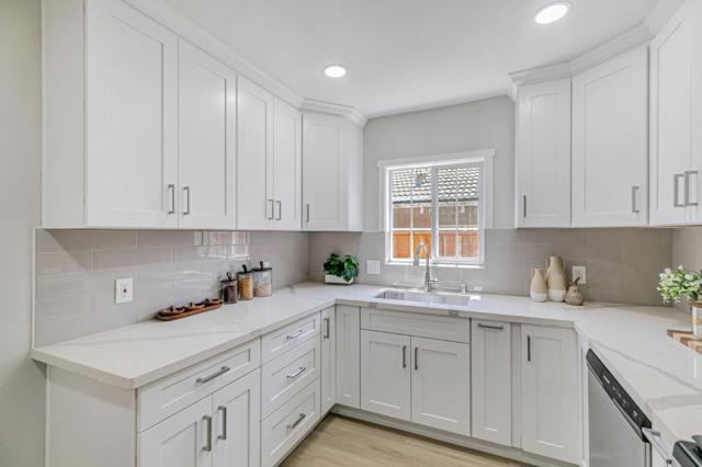 197 S 24th Street, San Jose CA: https://media.crmls.org/mediaz/82dacb0c-9d39-45b4-b755-eb33be03fe51.jpg
