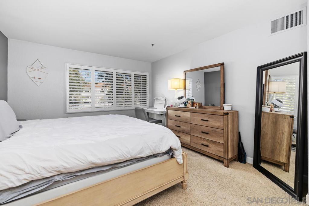 5605 Friars - photo 15