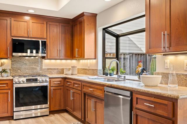 229 Marvilla Circle, Pacifica CA: https://media.crmls.org/mediaz/82db7911-04d4-46f3-a785-7389e92b8a6c.jpg