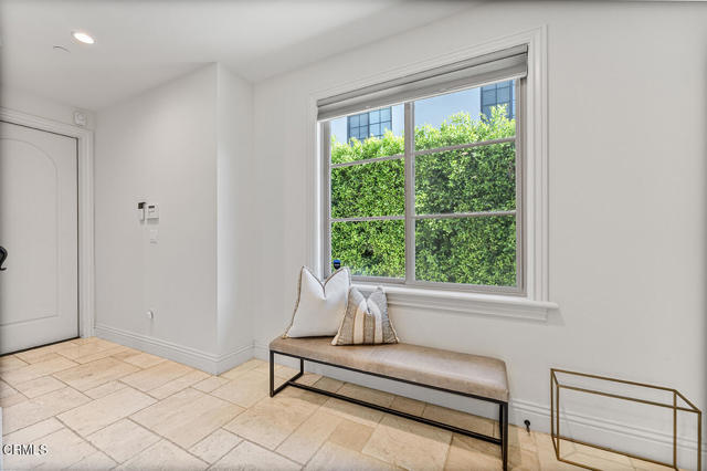 418 Fairview Avenue, Arcadia CA: https://media.crmls.org/mediaz/82dbee7f-e653-4054-baf2-a6e230e6b2b4.jpg