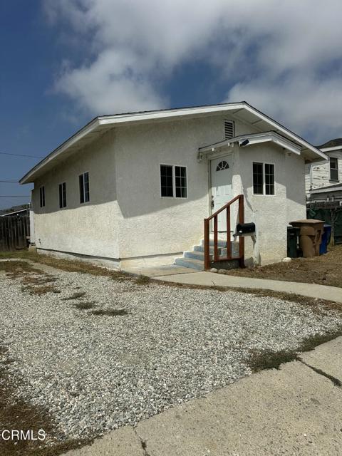 Detail Gallery Image 2 of 12 For 253 Leighton Dr, Ventura,  CA 93001 - 2 Beds | 1 Baths