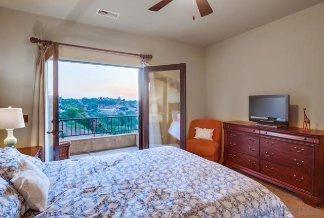 13037 Yerba Valley Way, Lakeside CA: https://media.crmls.org/mediaz/82dc874c-881b-4e6a-bdb8-c71680f35874.jpg