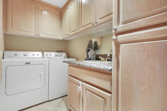 79122 Starlight Lane, Bermuda Dunes CA: https://media.crmls.org/mediaz/82dc9cdd-a0d7-4620-a461-dbc4b51182cd.jpg