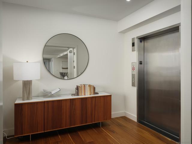 2855 5th Ave, San Diego CA: https://media.crmls.org/mediaz/82debd50-8dec-430d-9b33-d197a379783a.jpg