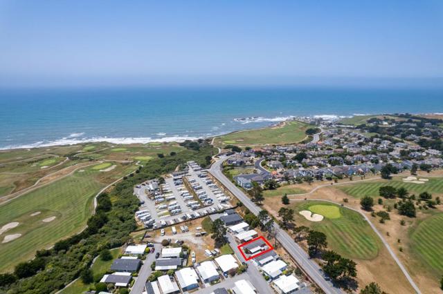 120 Oceanview Ave, Half Moon Bay CA: https://media.crmls.org/mediaz/82decef9-d126-4a40-954e-dc7e390700b2.jpg