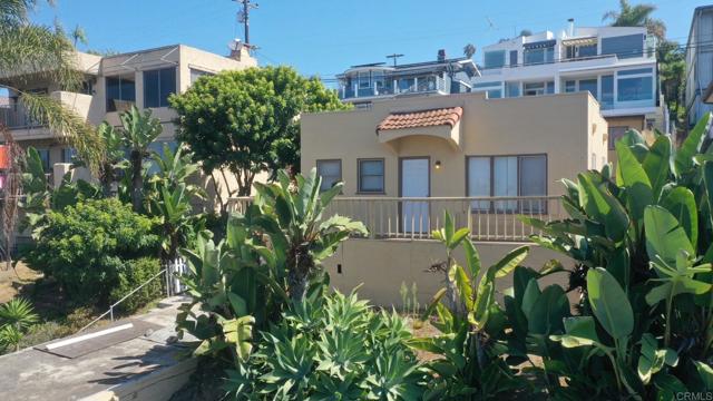 2311 Montgomery Avenue, Cardiff by the Sea CA: https://media.crmls.org/mediaz/82dff71f-8847-4829-a9f0-d269f6ea92a6.jpg