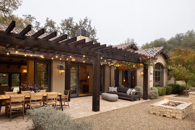 6 San Clemente Trail, Carmel CA: https://media.crmls.org/mediaz/82e176ea-d39a-4f1e-acd0-f4d23fcd3bbe.jpg