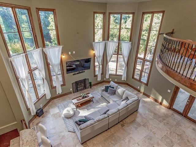 24541 Miller Hill Road, Los Gatos CA: https://media.crmls.org/mediaz/82e27002-611f-46b2-9d42-33362a90a2aa.jpg