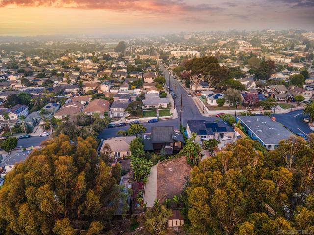 4021 Bernice Dr, San Diego CA: https://media.crmls.org/mediaz/82e3be8b-2240-4c91-a9e7-f380a95b02eb.jpg