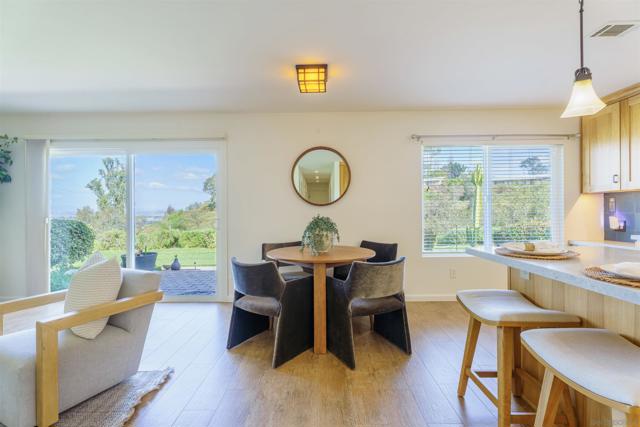 4382 Dowitcher Way, Oceanside CA: https://media.crmls.org/mediaz/82e414b0-1103-4c88-81f9-a8c8a41fa582.jpg