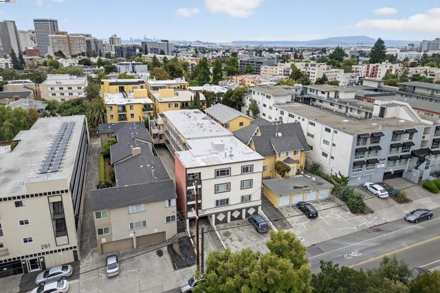 273 MacArthur Blvd, Oakland CA: https://media.crmls.org/mediaz/82e542d1-7adf-48de-ba2f-4c761036e779.jpg