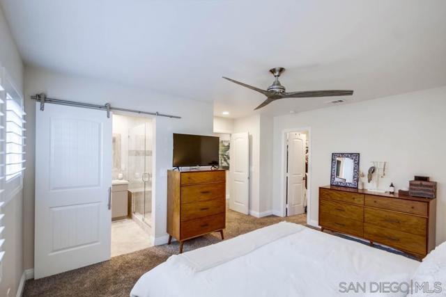 7832 Cinnabar Dr, La Mesa CA: https://media.crmls.org/mediaz/82e54dcb-ec4b-4cc2-9917-71a121c346b6.jpg