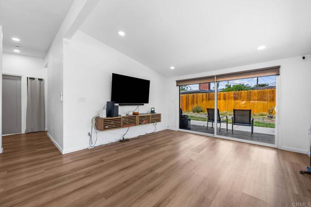 Detail Gallery Image 6 of 30 For 6252 Lake Albano Ave, San Diego,  CA 92119 - 3 Beds | 2 Baths