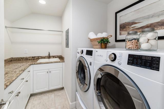 Detail Gallery Image 24 of 48 For 548 Quail Pointe Ln, Encinitas,  CA 92024 - 5 Beds | 5/1 Baths