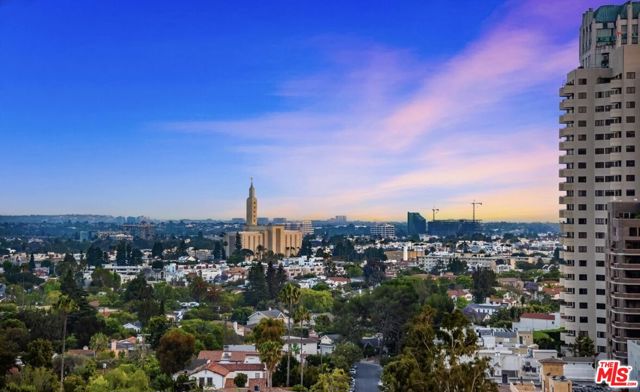 10450 Wilshire Boulevard, Los Angeles CA: https://media.crmls.org/mediaz/82e5cc17-b806-4c3a-82d8-4a5e7a6b44f8.jpg