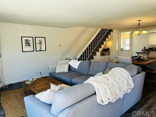2520 Navarra Drive, Carlsbad CA: https://media.crmls.org/mediaz/82e843af-6713-4cab-8dfd-265a5aa619b9.jpg