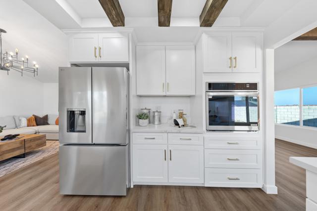 Detail Gallery Image 14 of 36 For 8167 Bridal Path Cir, Jurupa Valley,  CA 92509 - 4 Beds | 2 Baths