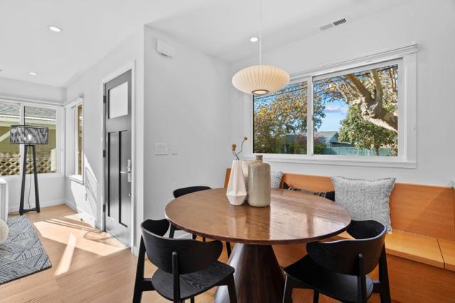 628 8th Avenue, Menlo Park CA: https://media.crmls.org/mediaz/82e93425-99cb-40fd-b0f5-41b13dca7c09.jpg