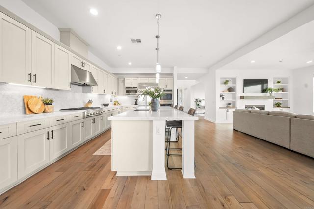 Detail Gallery Image 21 of 75 For 14546 Highcrest Ct, Poway,  CA 92064 - 5 Beds | 4/1 Baths