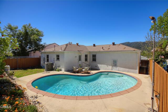 Detail Gallery Image 18 of 25 For 3749 Fairesta St, La Crescenta,  CA 91214 - 2 Beds | 1 Baths