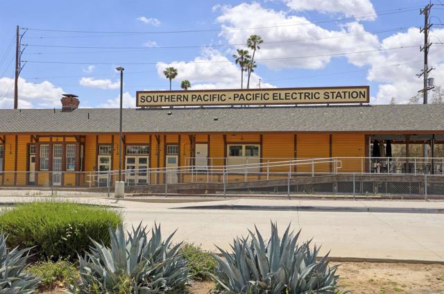 5003 Westpark Dr., North Hollywood CA: https://media.crmls.org/mediaz/82e977bb-b0fb-4b11-9198-c5223598cb8f.jpg