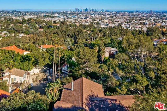 2191 Ponet Drive, Los Angeles, California 90068, 3 Bedrooms Bedrooms, ,1 BathroomBathrooms,Single Family Residence,For Sale,Ponet,24375445
