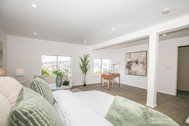 224 Shields Street, San Francisco CA: https://media.crmls.org/mediaz/82eca73a-d7b5-40da-8088-d3c35cdf82ac.jpg