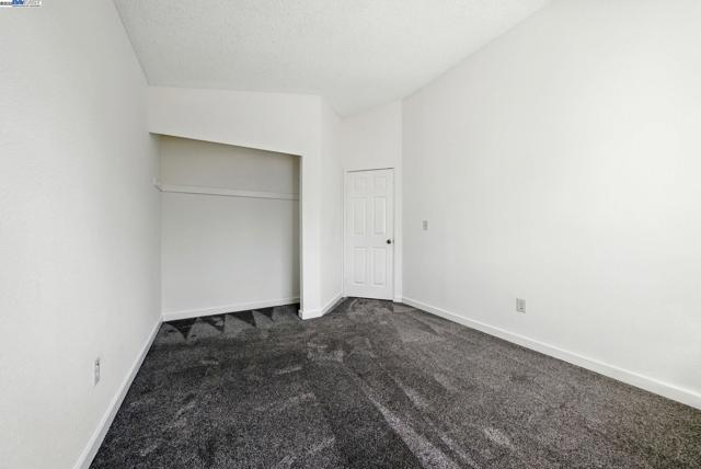 2524 Brazil Ct, Antioch CA: https://media.crmls.org/mediaz/82ecdb27-5994-4c5f-b95e-d7b507459b1c.jpg