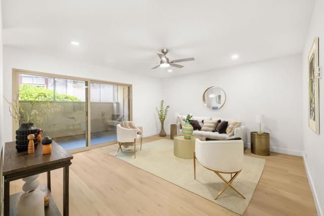 Detail Gallery Image 3 of 22 For 5523 Adobe Falls Rd #3,  San Diego,  CA 92120 - 2 Beds | 2 Baths