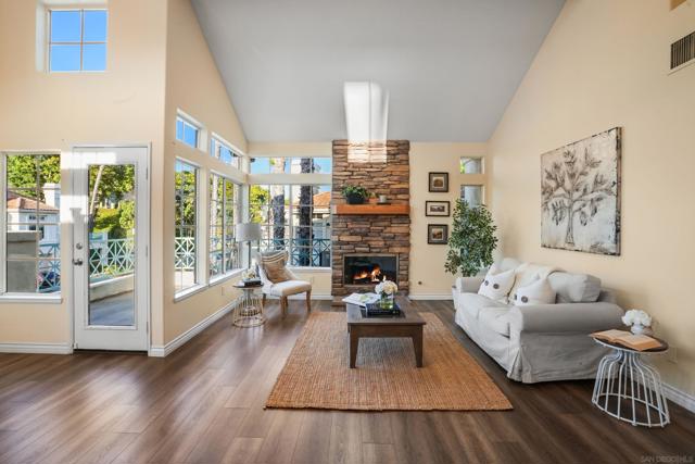 12670 Springbrook Dr, San Diego CA: https://media.crmls.org/mediaz/82ed8c35-732f-47a4-89c1-9d41f9c6f9c5.jpg
