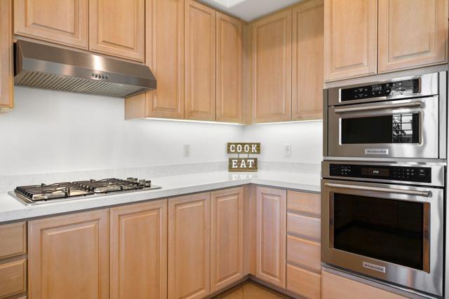 479 Desert Holly Drive, Palm Desert, CA 92211