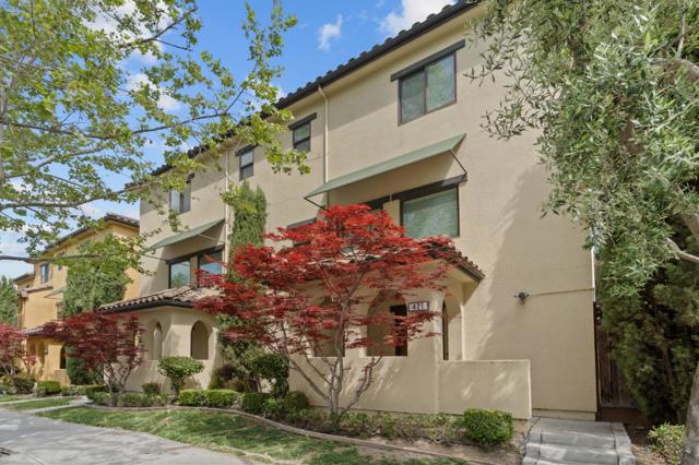 427 Willow Glen Way, San Jose CA: https://media.crmls.org/mediaz/82eeda21-a820-4e76-83a5-f8b256b5e61d.jpg